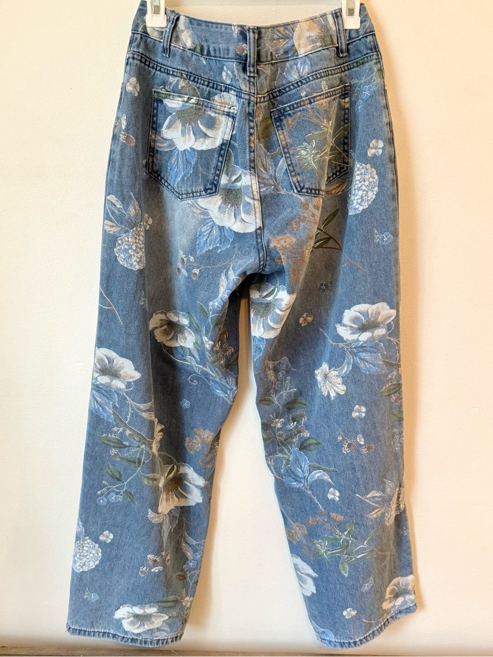 Floral Wide-Leg Blue Denim Jeans - Picture 3 of 3